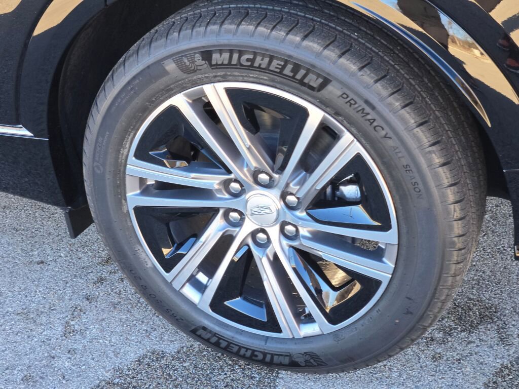 New 2026 Cadillac Lyriq Premium Luxury image 17