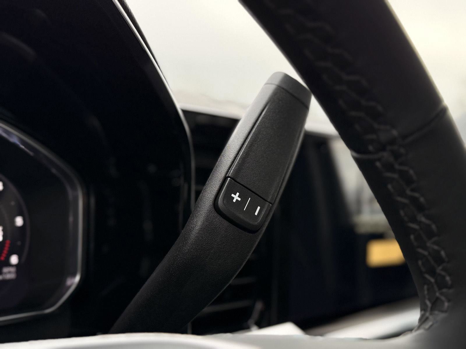 New 2026 GMC Sierra 2500 SLE w/ SLE Convenience Package image 16