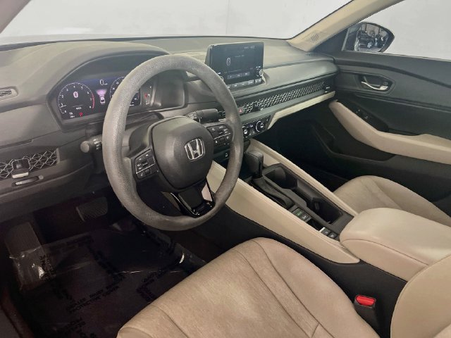 Certified 2023 Honda Accord EX image 11