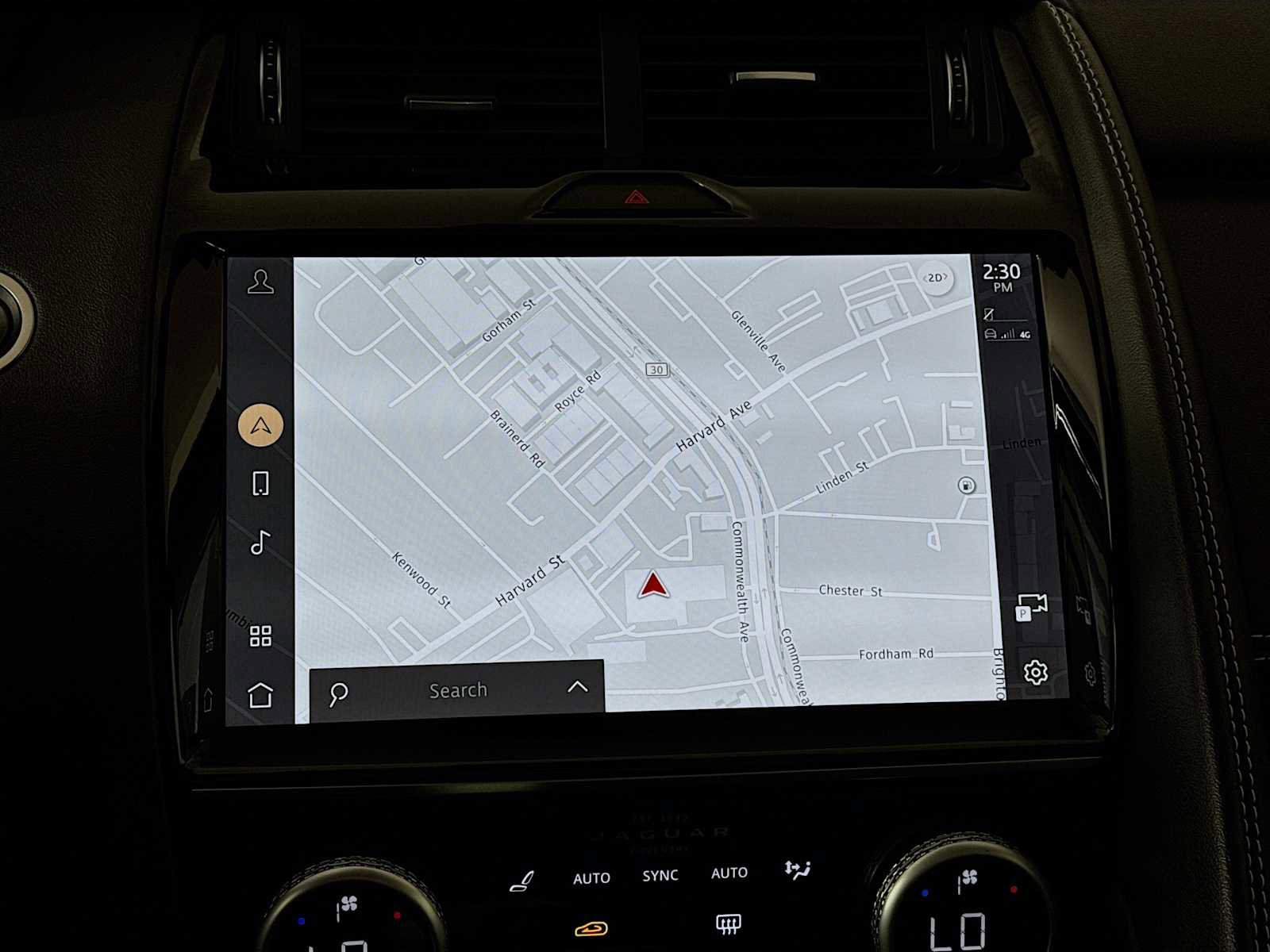 Used 2024 Jaguar E-PACE R-Dynamic SE image 15