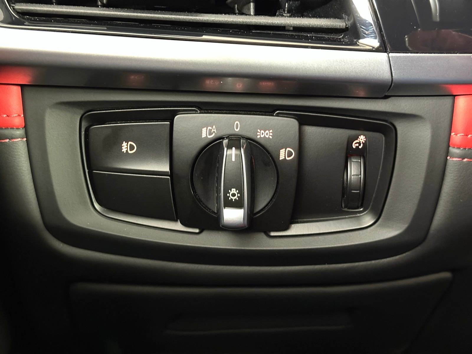 Used 2018 BMW X6 M AWD/4WD image 40