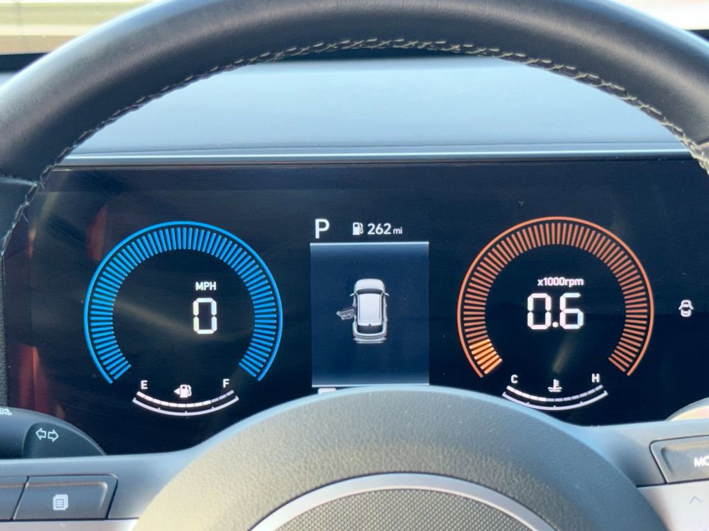 Used 2025 Hyundai Kona SEL FWD image 19