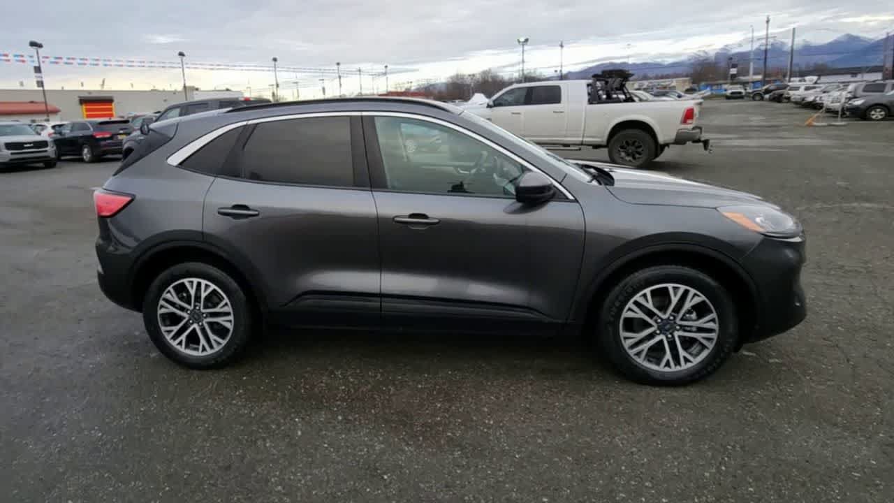 Used 2020 Ford Escape SEL AWD/4WD image 9