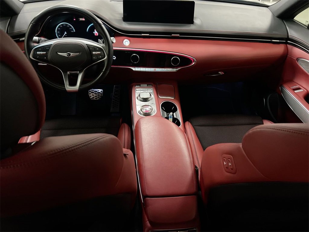 Used 2023 Genesis GV70 2.5T w/ Sport Prestige Package image 11