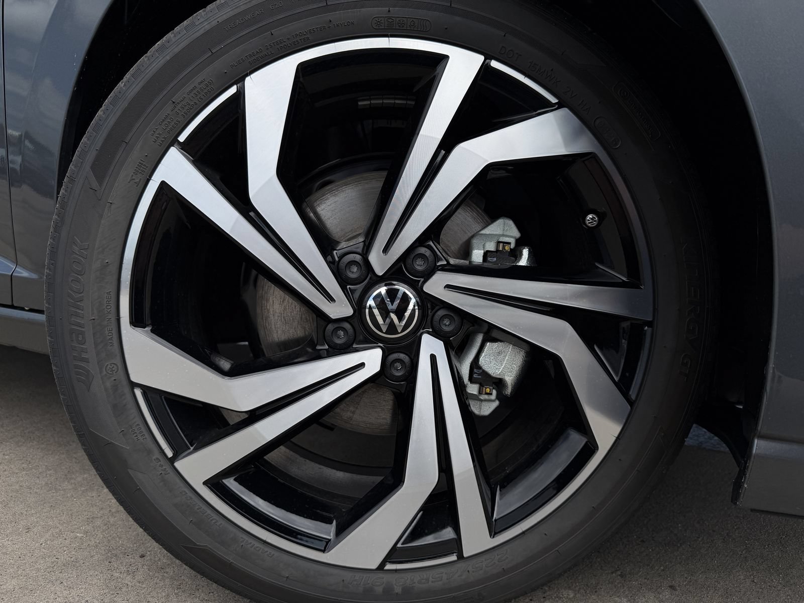 New 2026 Volkswagen Jetta SEL FWD image 10