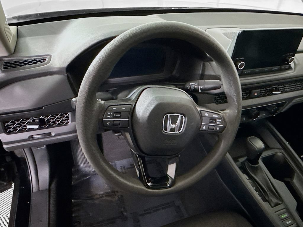 Used 2023 Honda Accord EX image 19