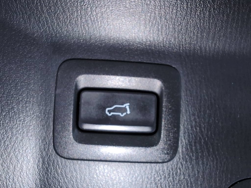 Certified 2023 MAZDA CX-9 Touring AWD/4WD image 15