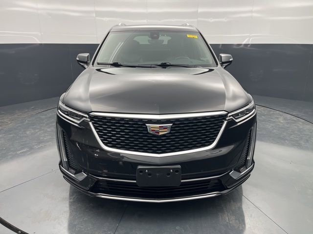 Used 2022 Cadillac XT6 Premium Luxury w/ Technology Package image 2
