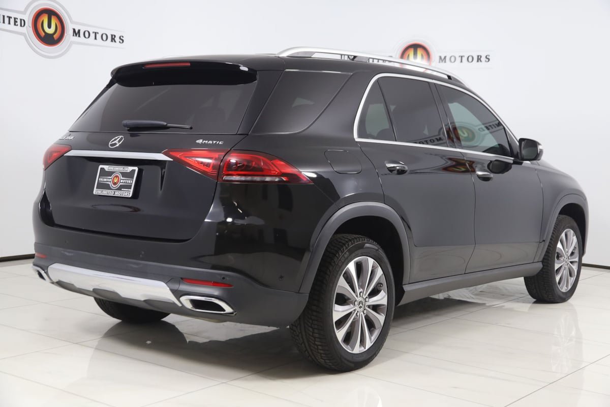 Used 2022 Mercedes-Benz GLE 350 4MATIC w/ Premium Package image 3