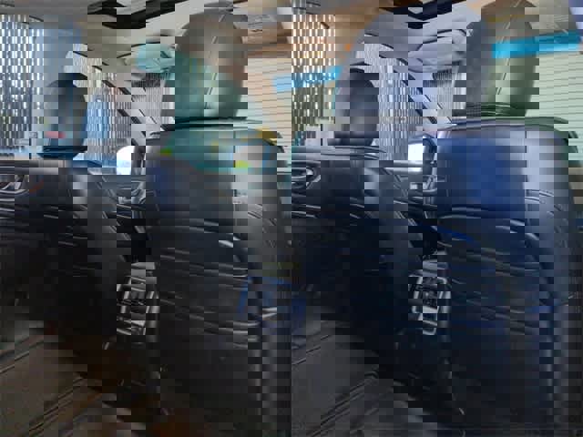 Used 2013 INFINITI JX35 w/ Premium Pkg image 19