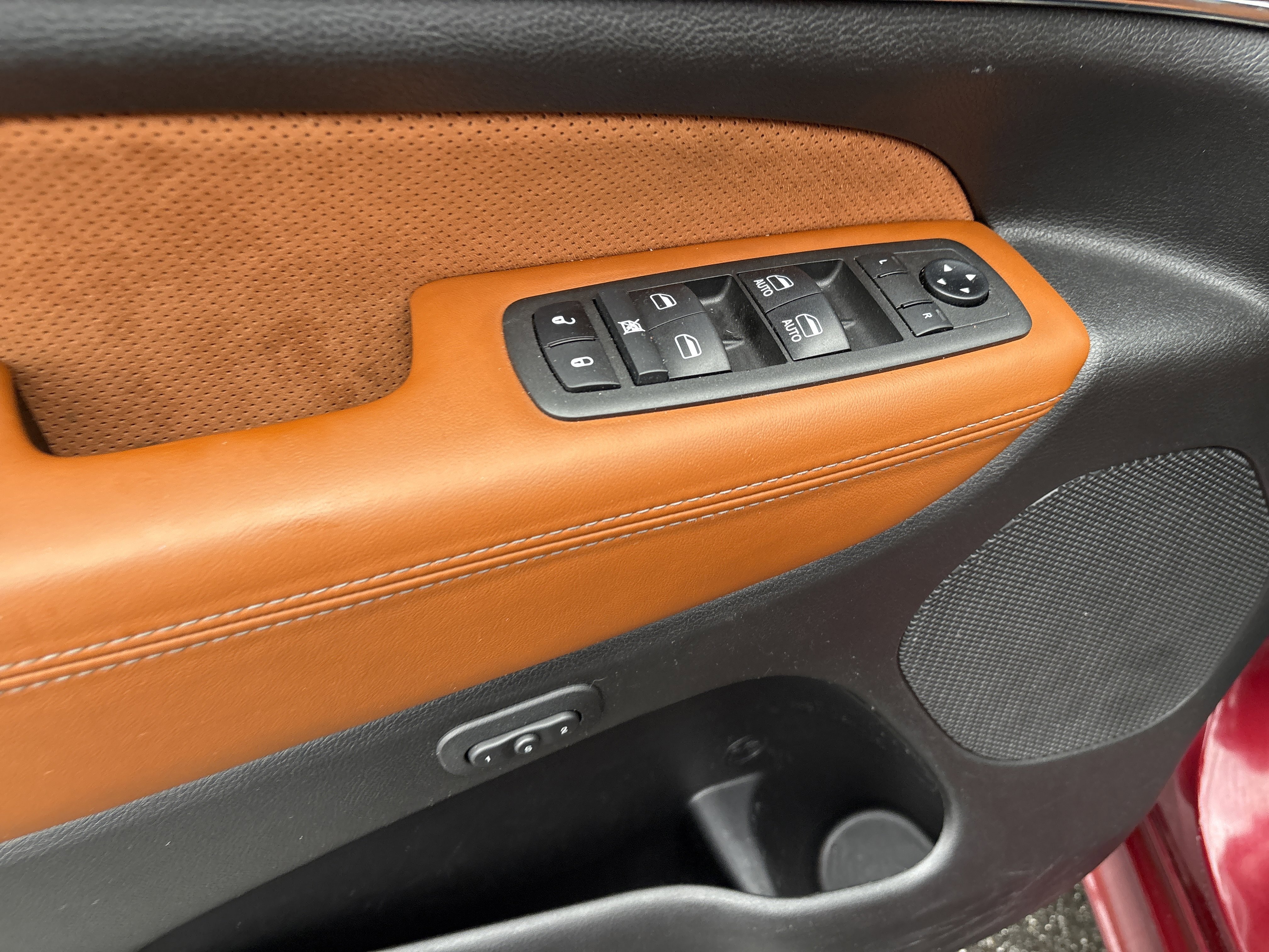 Used 2021 Jeep Grand Cherokee SRT AWD/4WD image 13