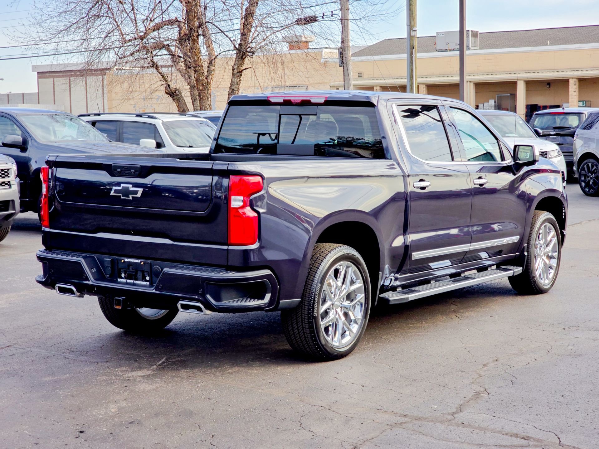 Used 2024 Chevrolet Silverado 1500 High Country w/ Technology Package image 23