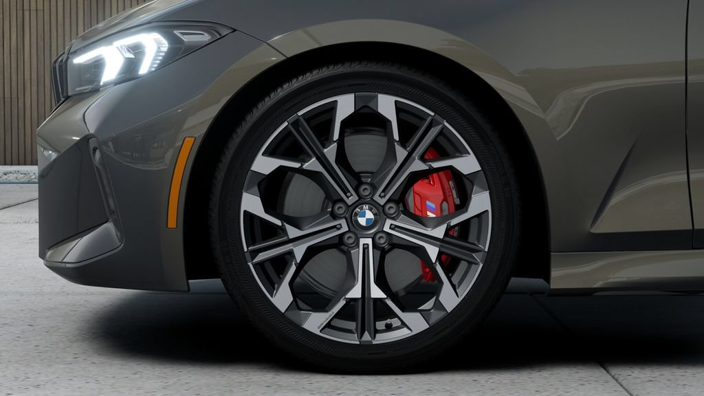 New 2026 BMW 330i Sedan w/ M Sport Package RWD image 30
