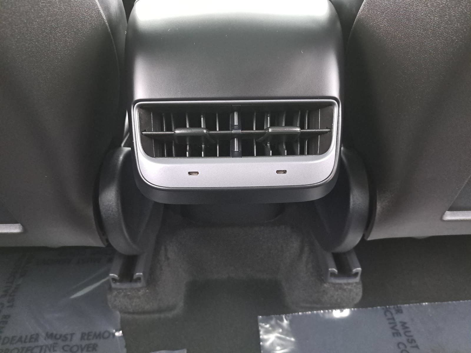 Used 2024 Tesla Model Y 2WD image 12