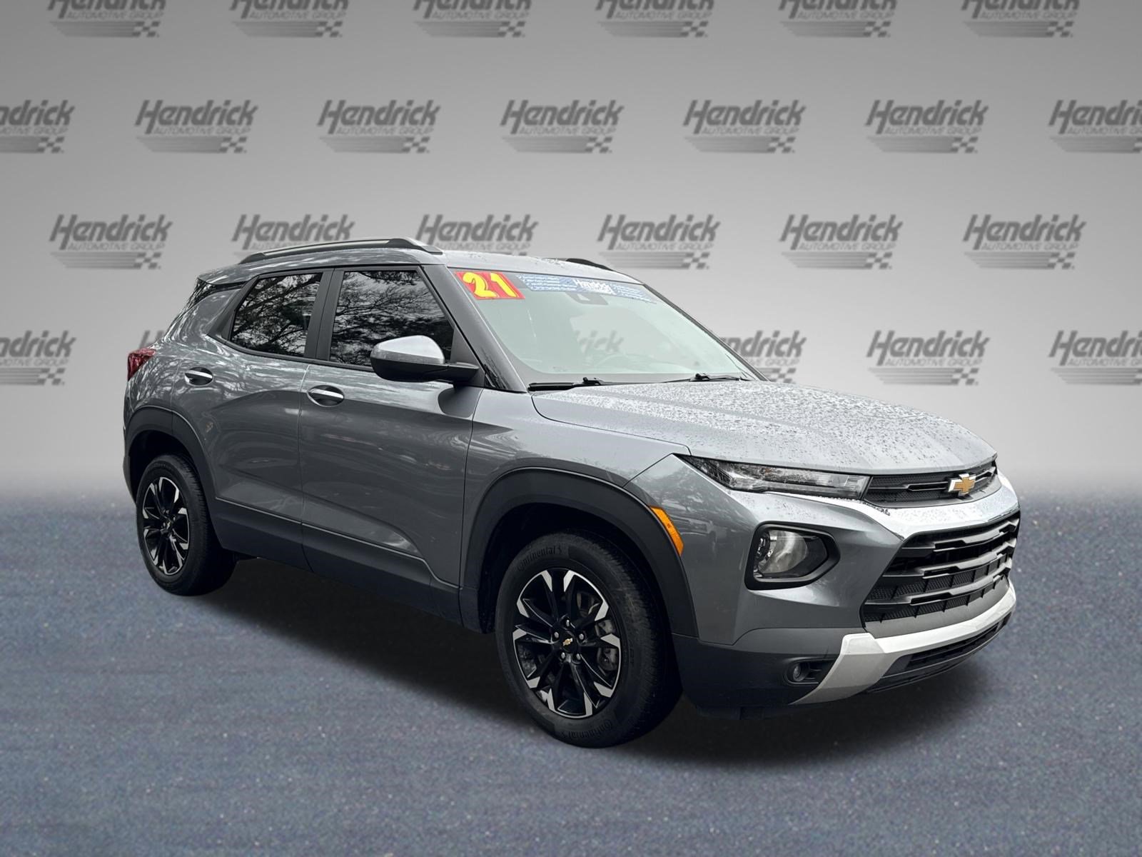 Used 2021 Chevrolet TrailBlazer LT w/ Premium Seating Package image 2