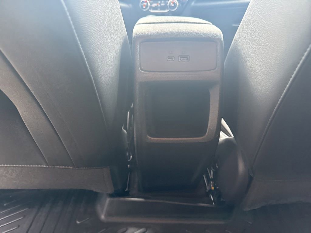 Used 2025 Chevrolet Trax ACTIV w/ Sunroof Package FWD image 24