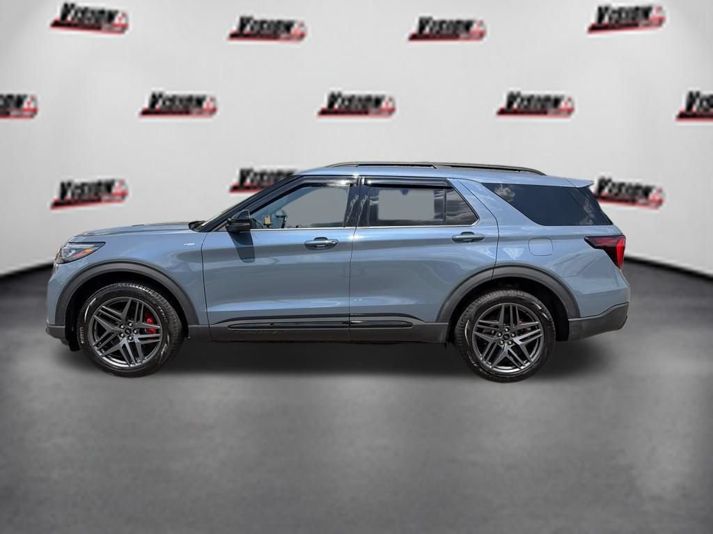 Used 2025 Ford Explorer ST-Line w/ Premium Package AWD/4WD image 9