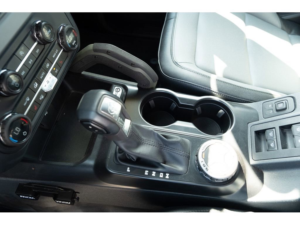 Used 2024 Ford Bronco Everglades image 16