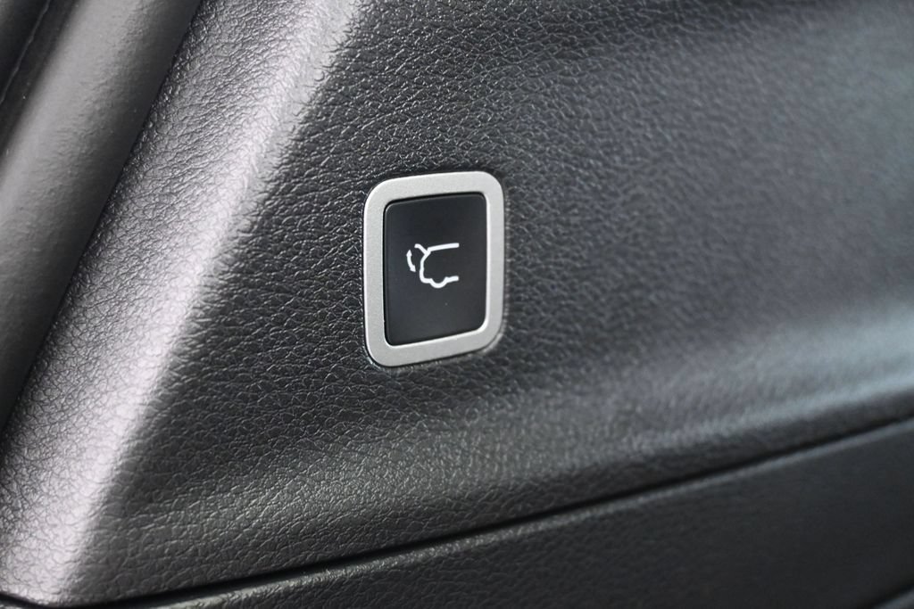 Used 2025 Chrysler Pacifica Select FWD image 31