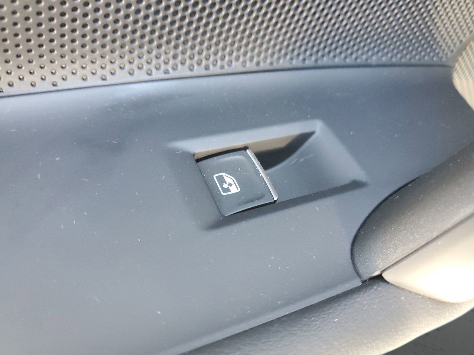 Used 2025 Audi Q5 Premium Plus w/ Premium Plus image 17