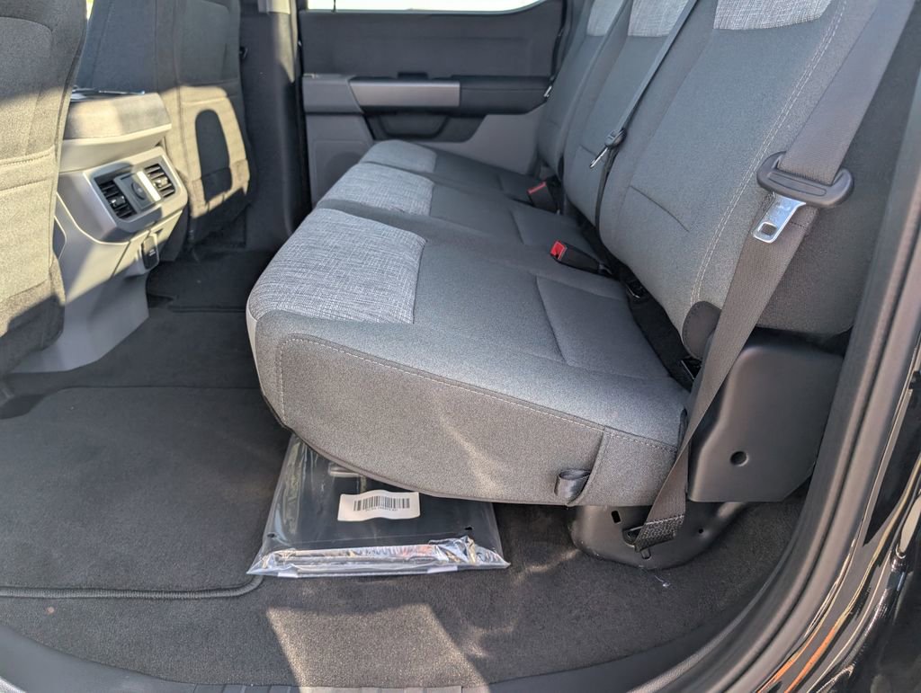 New 2026 Ford F250 XLT w/ FX4 Off-Road Package image 6