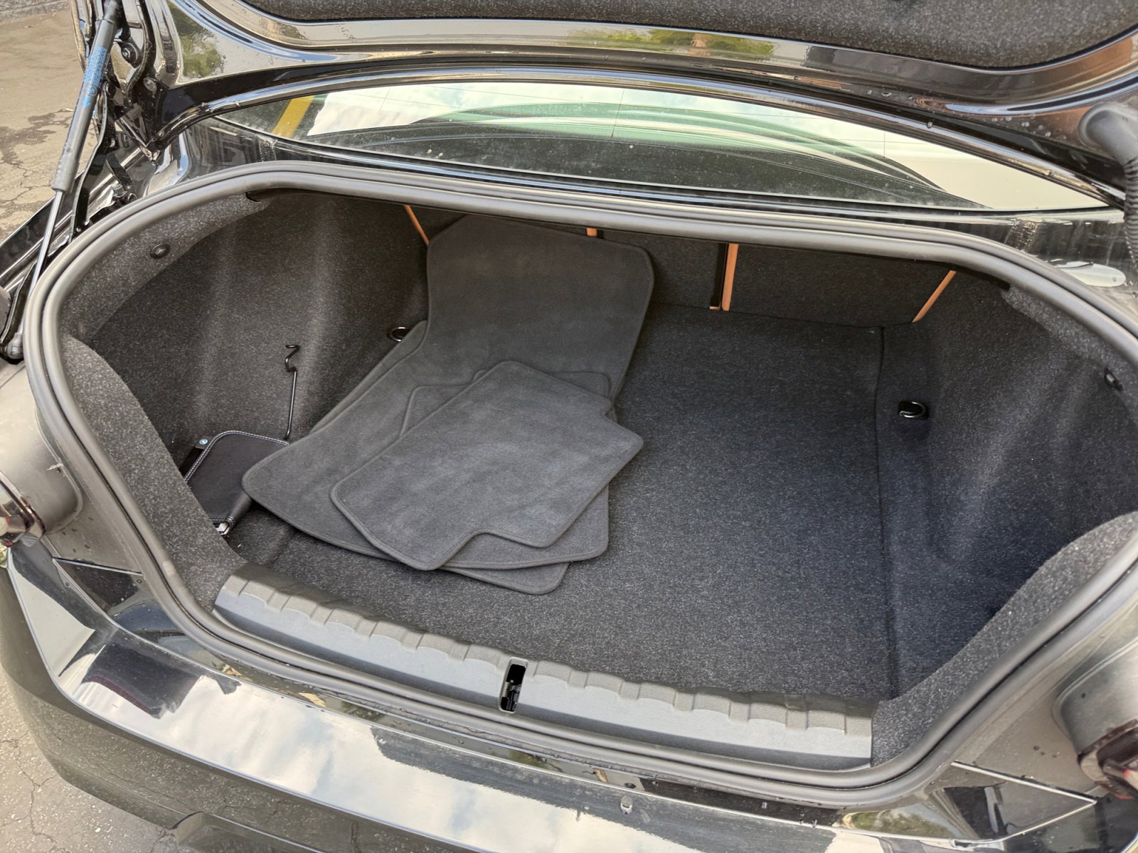 Used 2025 BMW 230i Coupe w/ M Sport Package image 18