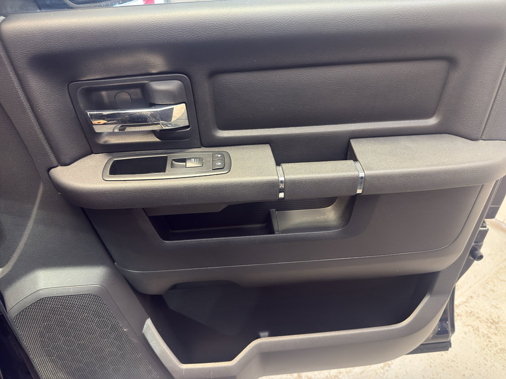 Used 2012 RAM 1500 Sport w/ Sport Premium Group AWD/4WD image 19