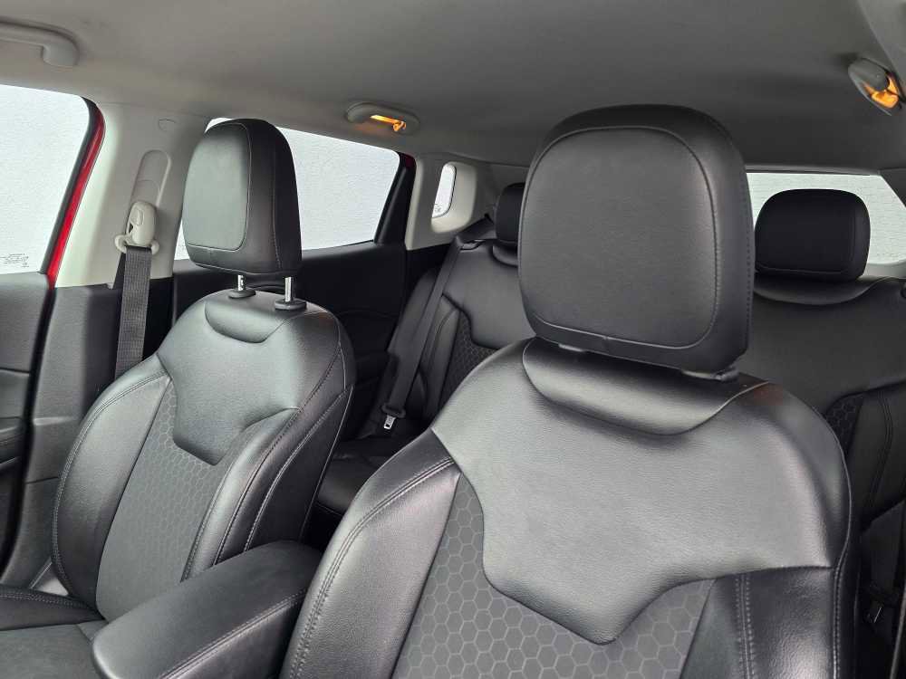 Used 2018 Jeep Compass Latitude w/ Popular Equipment Group image 18