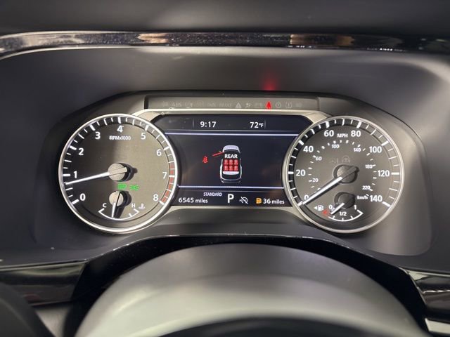 Used 2025 Nissan Pathfinder SL w/ Black Appearance Package image 28