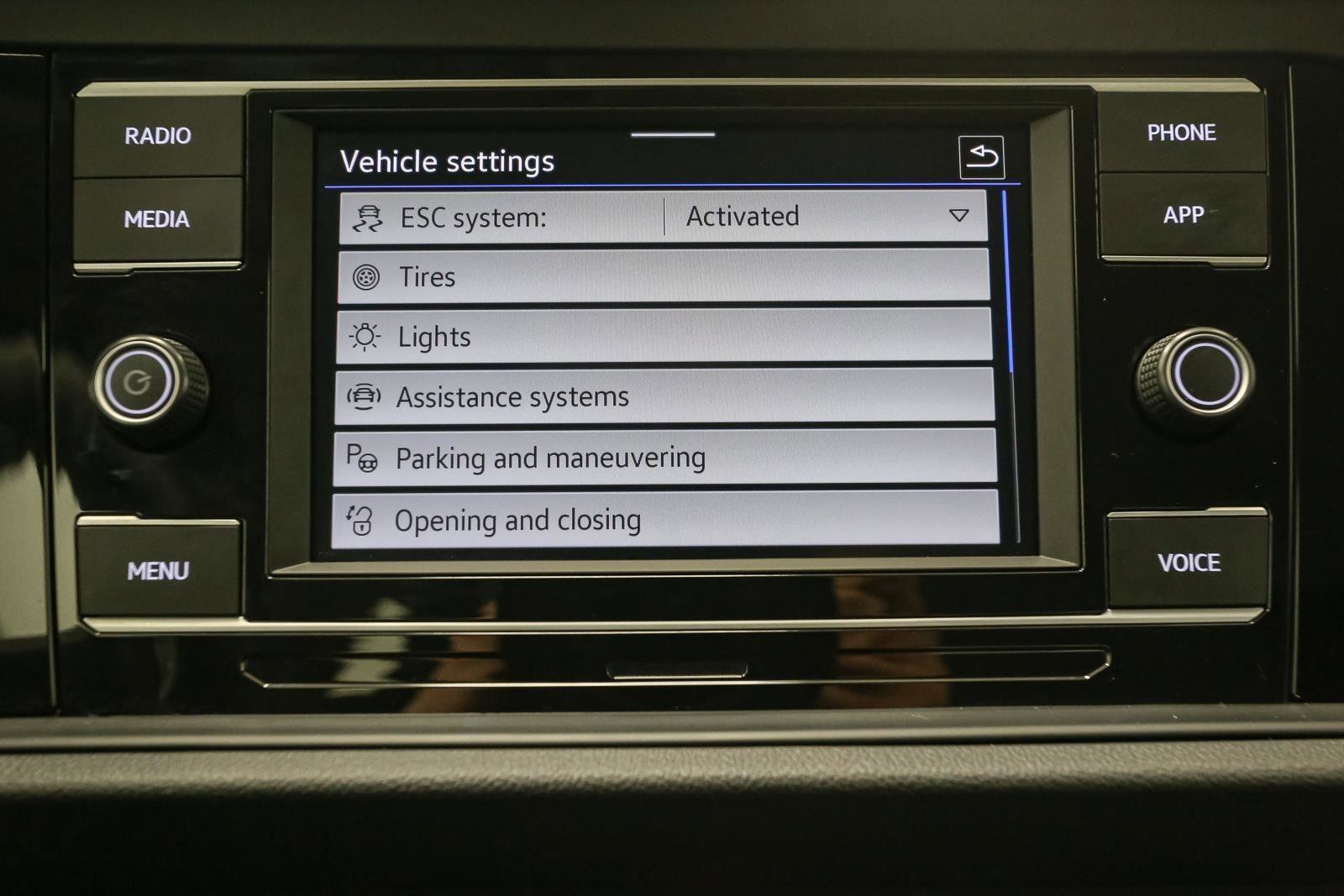 Certified 2021 Volkswagen Jetta S w/ Driver Assistance Package image 27