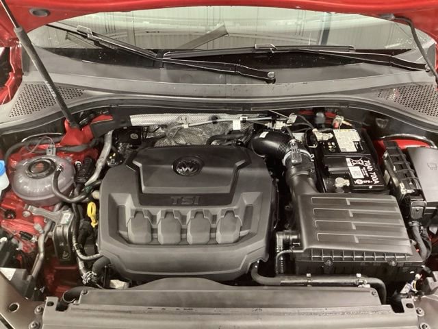 Certified 2024 Volkswagen Tiguan SE image 18