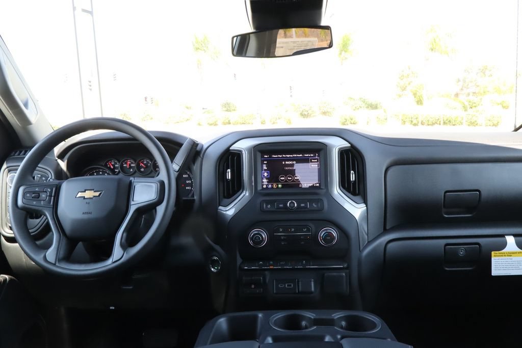 New 2026 Chevrolet Silverado 1500 Custom w/ Turbomax Blackout Package AWD/4WD image 25