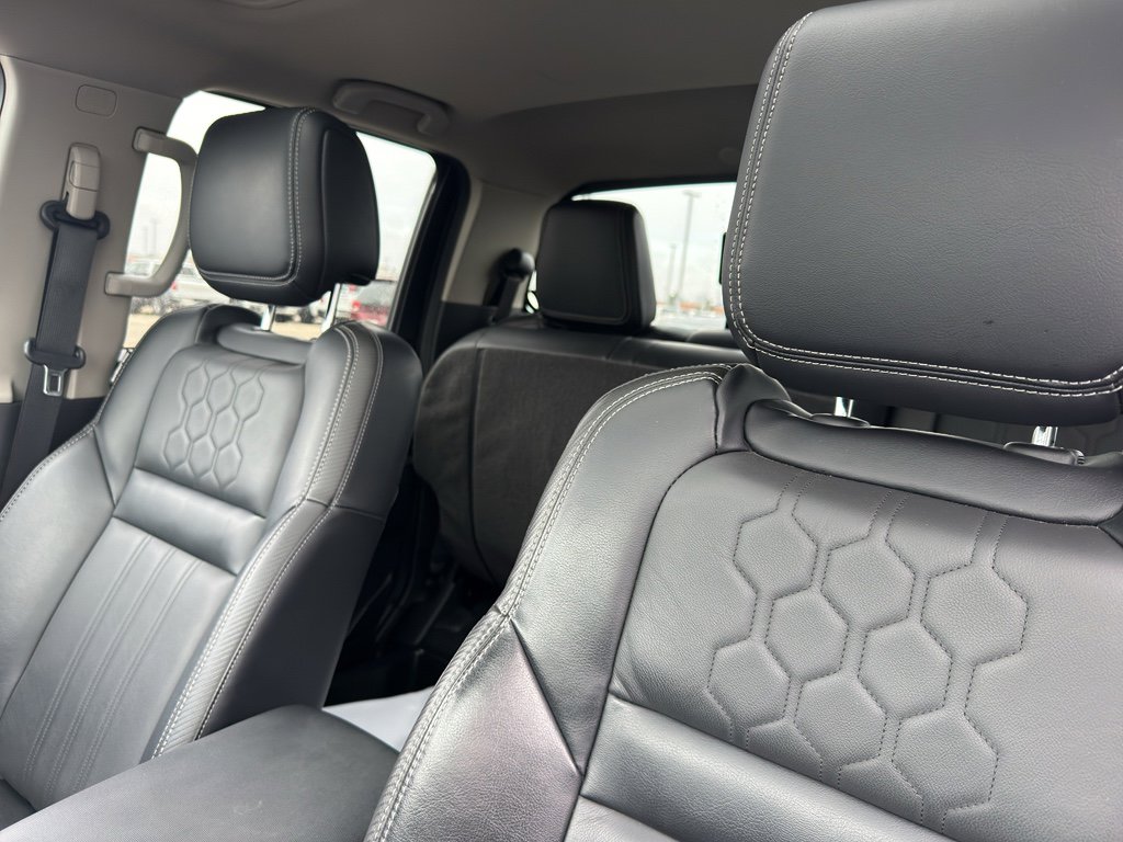 Certified 2023 Nissan Frontier SV w/ SV Premium Package image 28