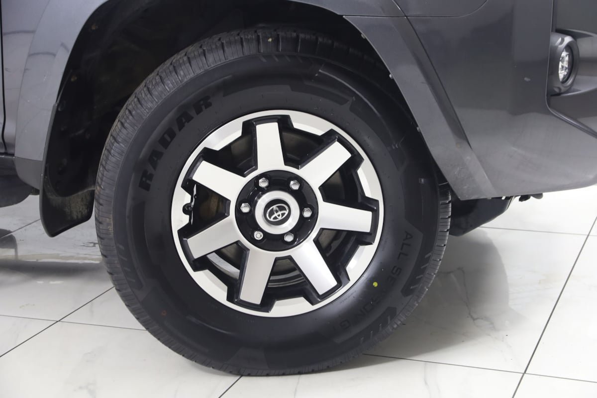 Used 2021 Toyota 4Runner TRD Off-Road Premium AWD/4WD image 14