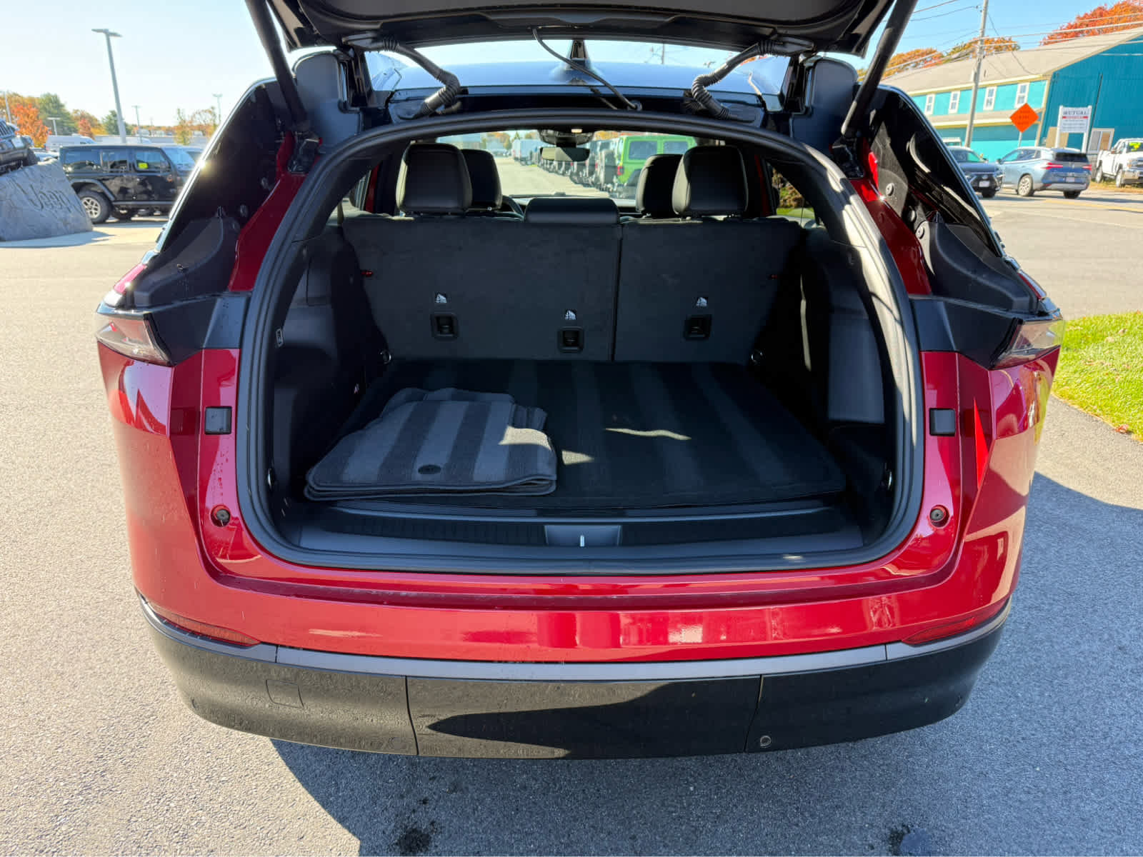 Used 2025 Jeep Wagoneer S Limited image 9