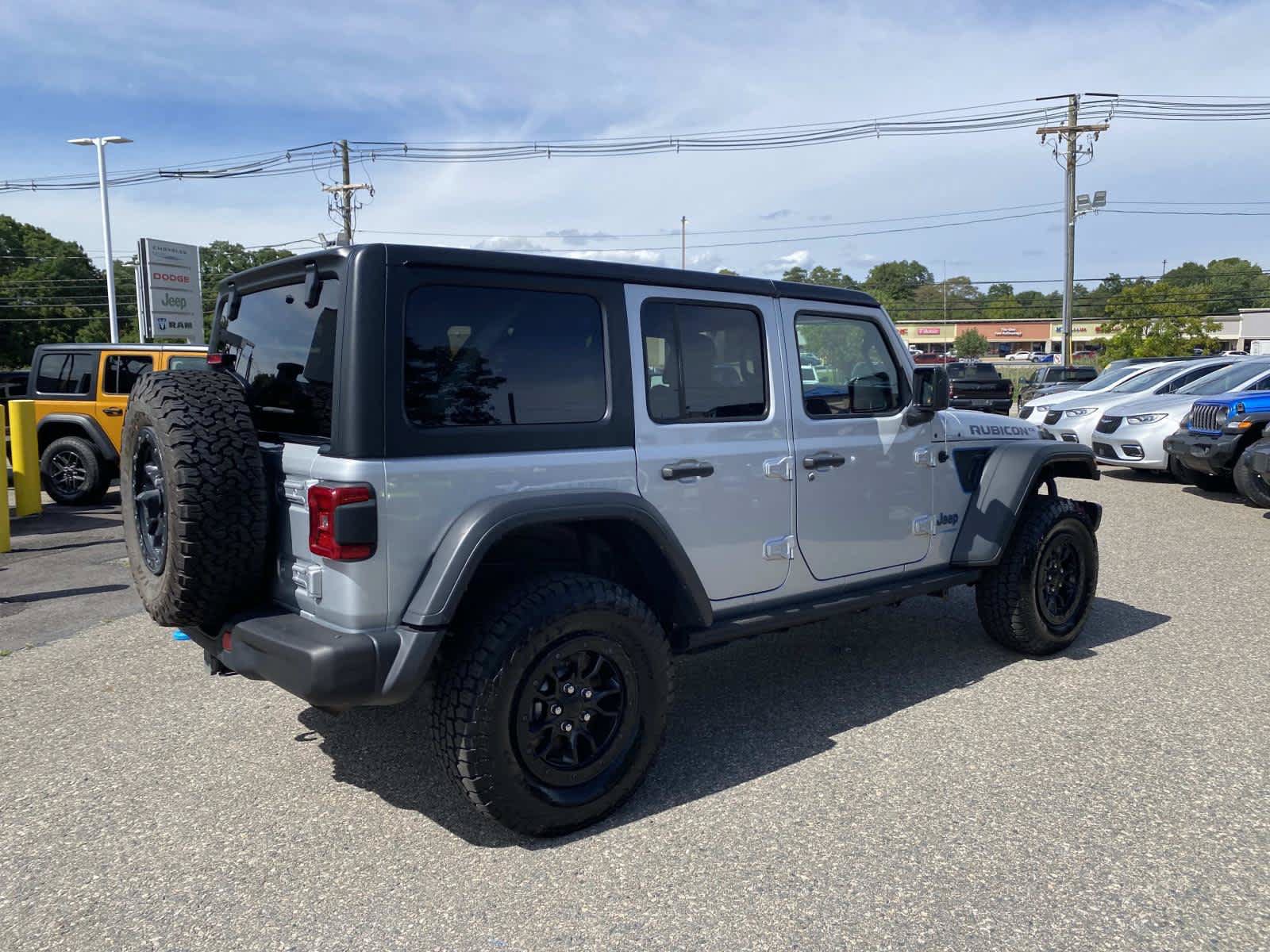 Certified 2023 Jeep Wrangler Unlimited Rubicon 4xe AWD/4WD image 3