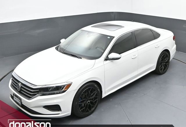 Used 2020 Volkswagen Passat 2.0T SEL image 19