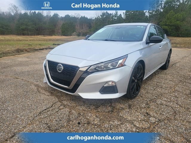 Used 2021 Nissan Altima 2.5 SR image 1