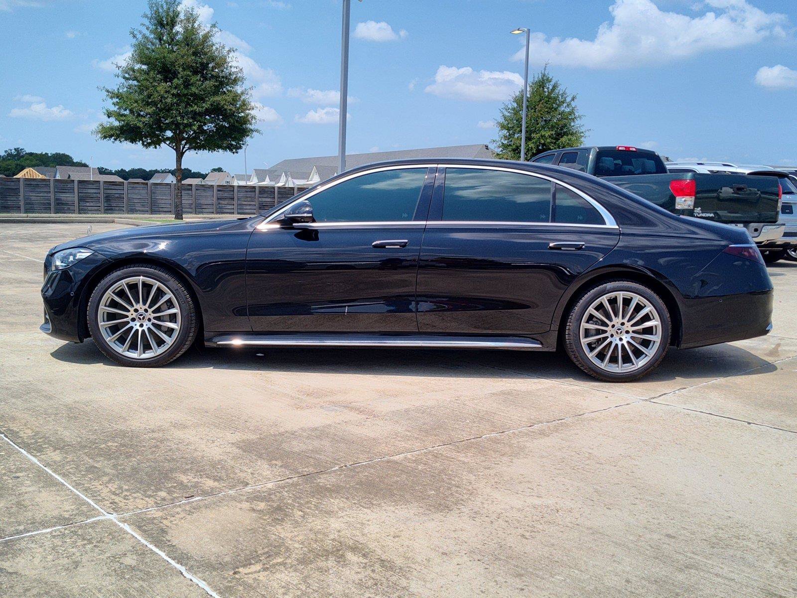 Used 2021 Mercedes-Benz S 580 4MATIC Sedan image 3