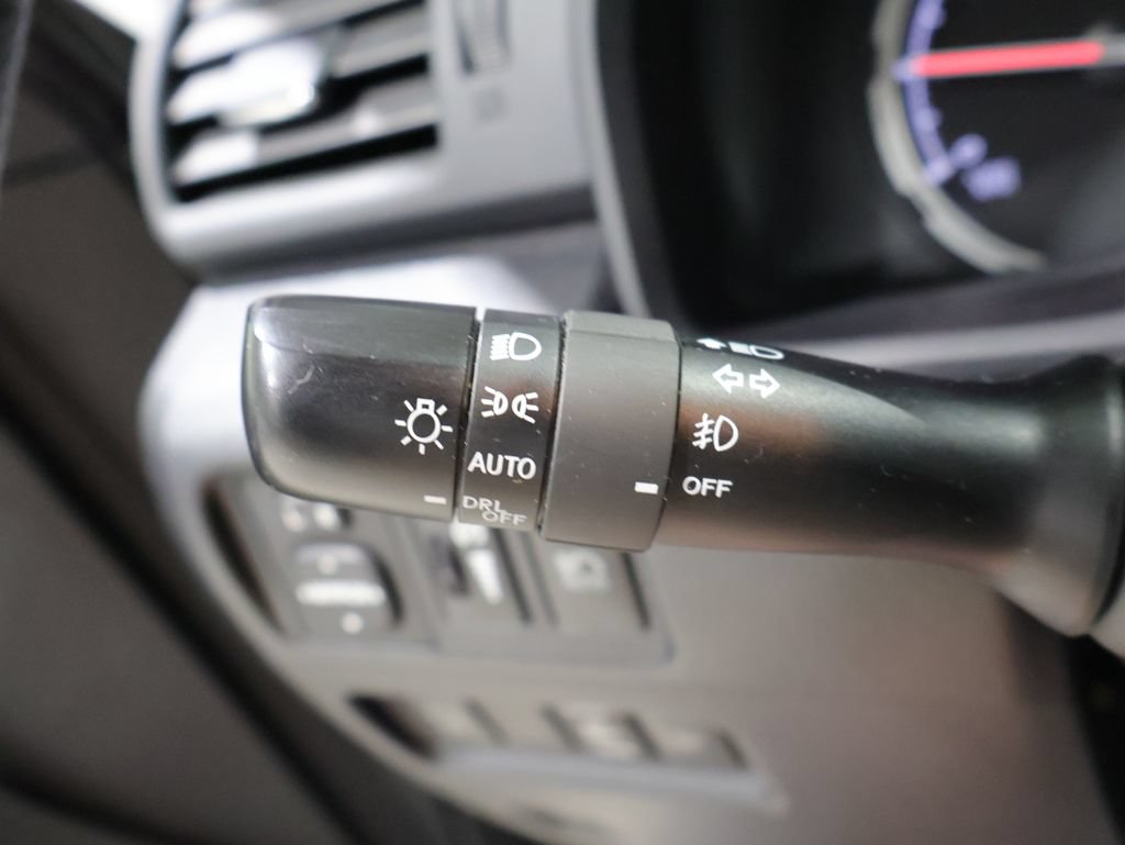 Used 2022 Toyota 4Runner Limited AWD/4WD image 34