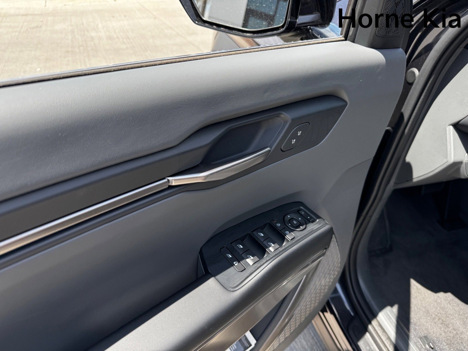 New 2026 Kia EV9 Light image 11