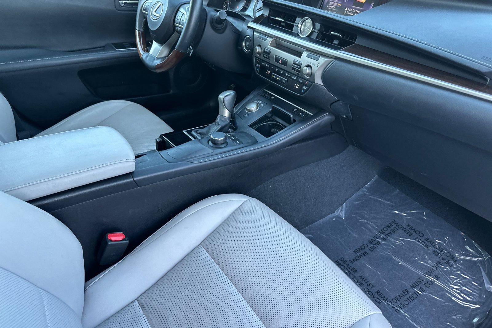 Used 2017 Lexus ES 350 w/ Premium Package image 15