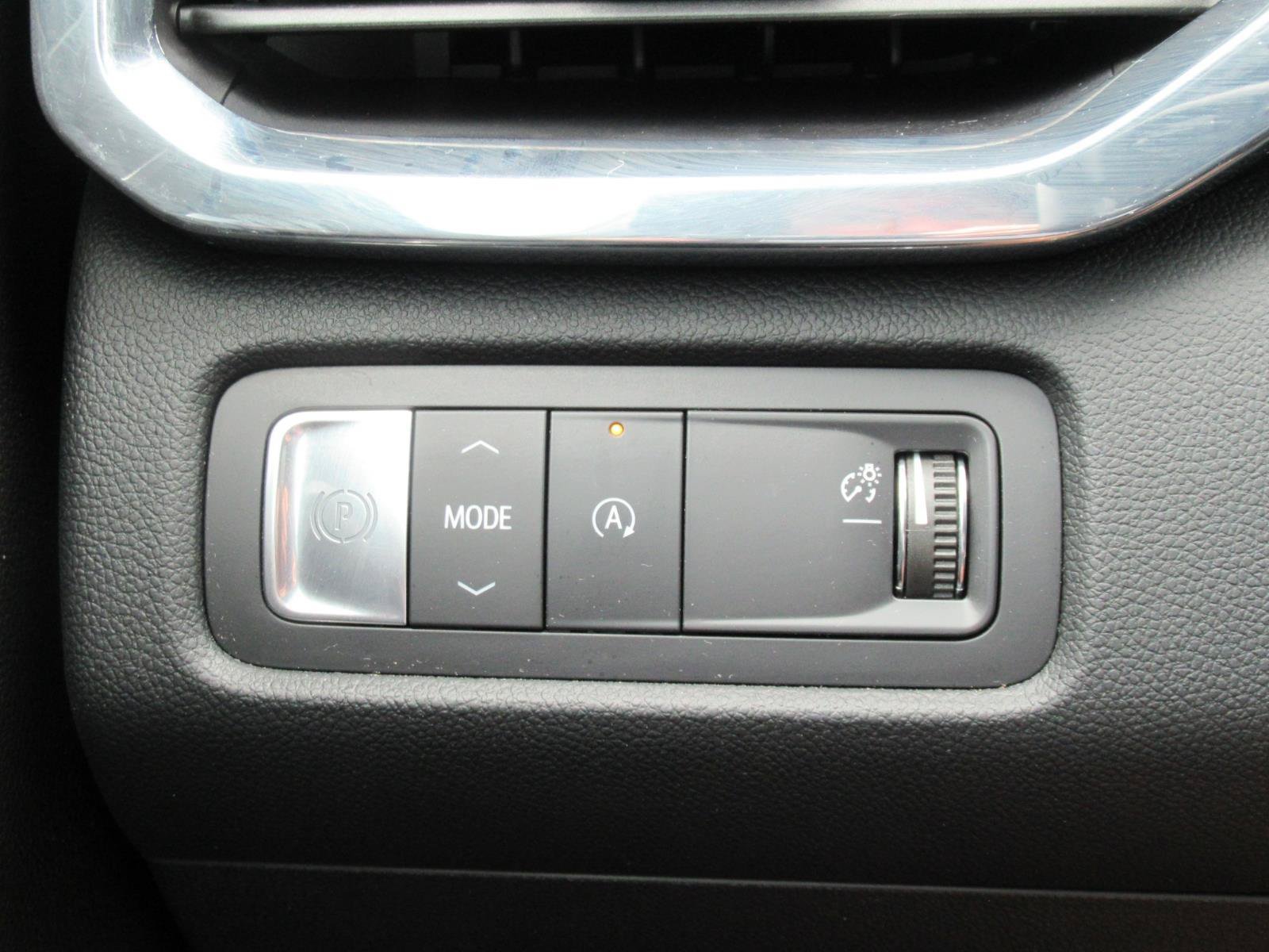 Used 2025 GMC Acadia Denali FWD image 23