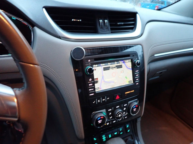 Used 2017 Chevrolet Traverse LT image 30