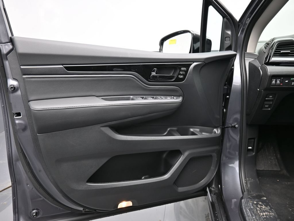 Used 2026 Honda Odyssey Elite image 16
