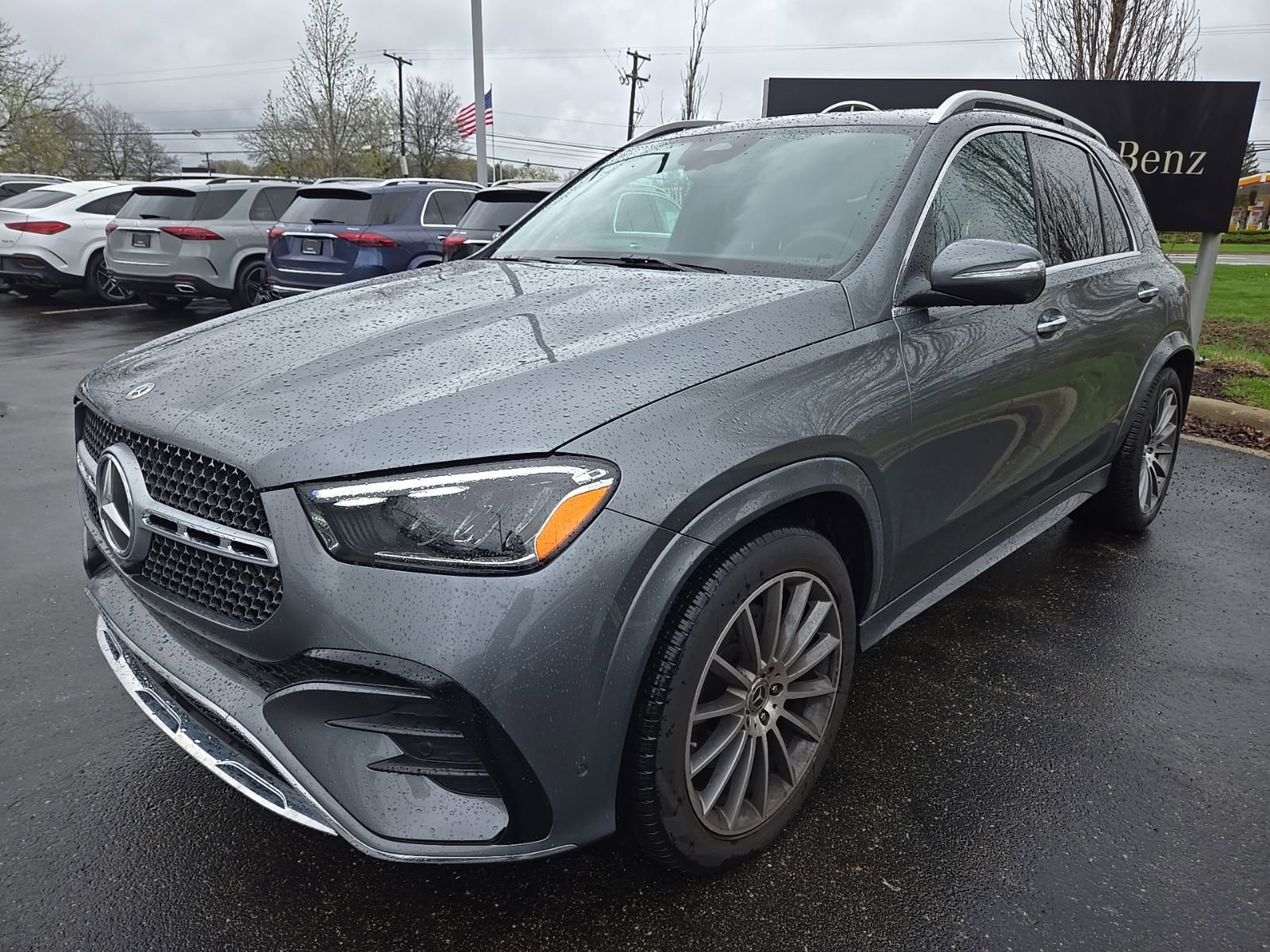 Used 2026 Mercedes-Benz GLE 450 4MATIC image 1