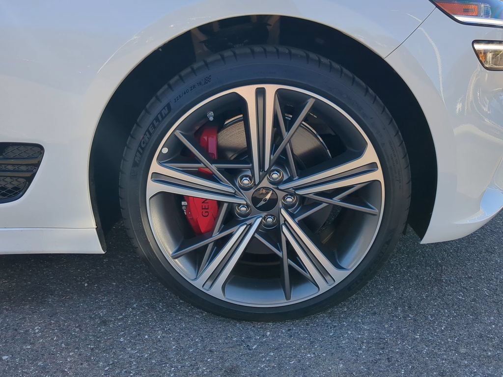 Used 2025 Genesis G70 3.3T Advanced RWD image 11