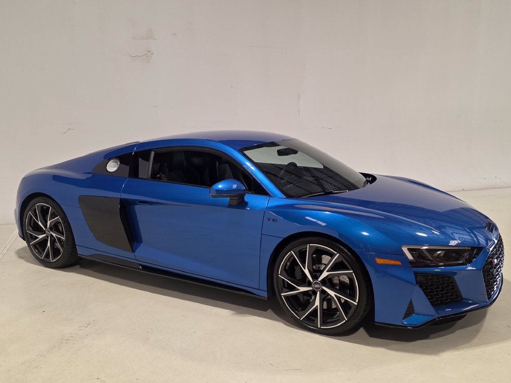 Certified 2023 Audi R8 V10 performance w/ Premium Package RWD image 4