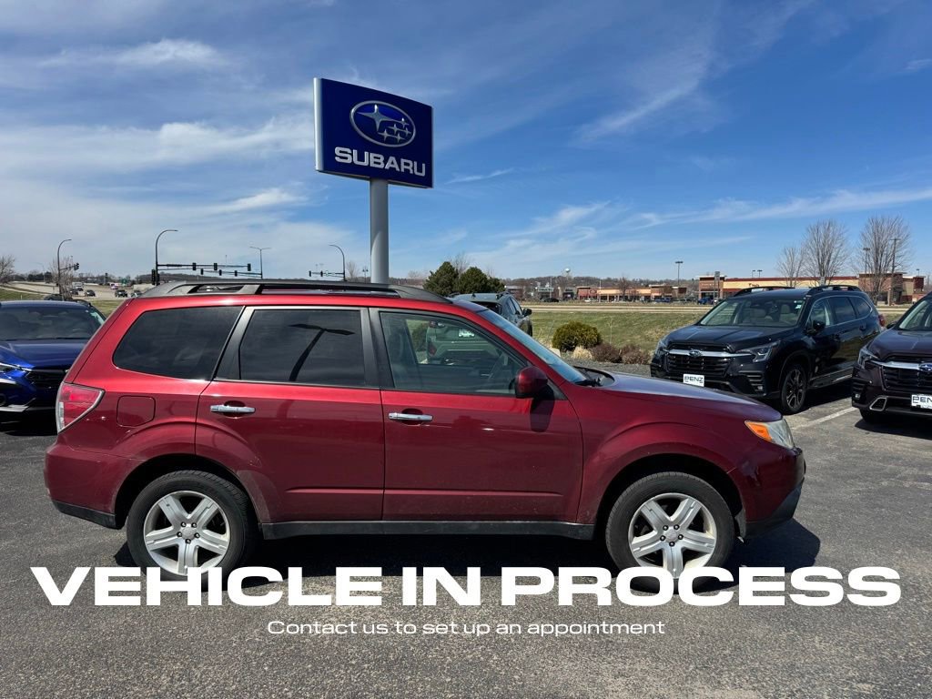 Used 2010 Subaru Forester 2.5X Limited image 3