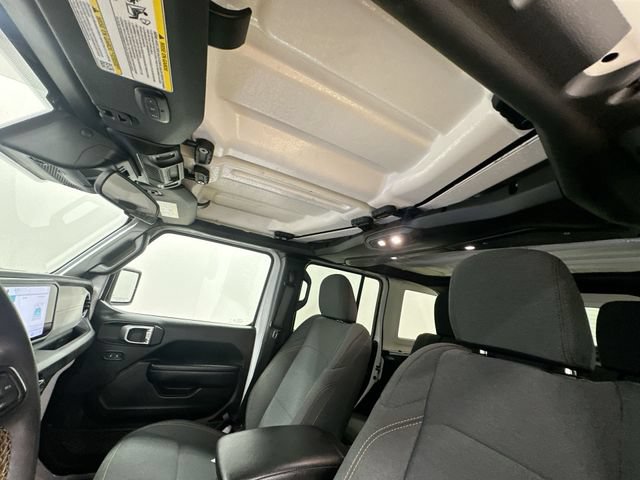 Used 2024 Jeep Wrangler Unlimited Sport AWD/4WD image 17